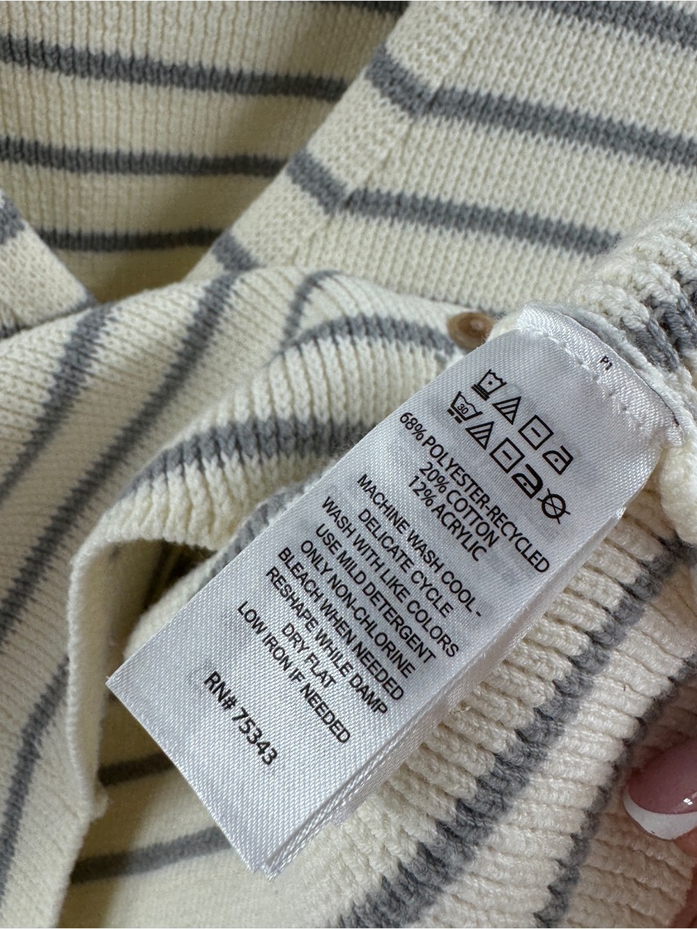 Sincerely Jules Striped Sweater Vest – Women's Large - Picture 5 of 8